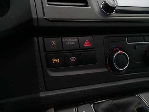 Volkswagen Transporter 2.0 TDI 204pk DSG L1H1 Highline Navigatie Trekhaak Camera Led ActivLease financial lease