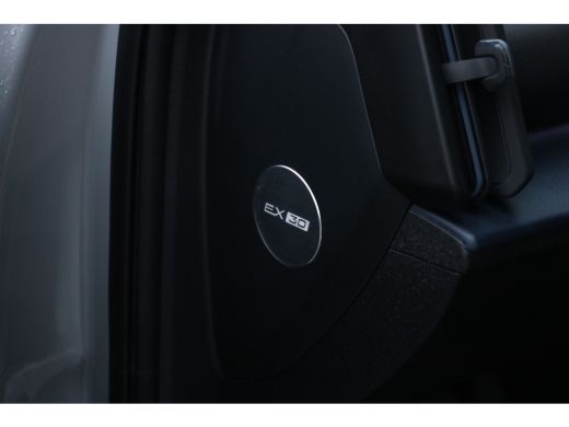 Volvo  EX30 Twin Motor Performance Ultra 428pk 69 kWh | Full Option! | 3,6 sec. 0-100 km/u! | Snelste Volvo o... ActivLease financial lease