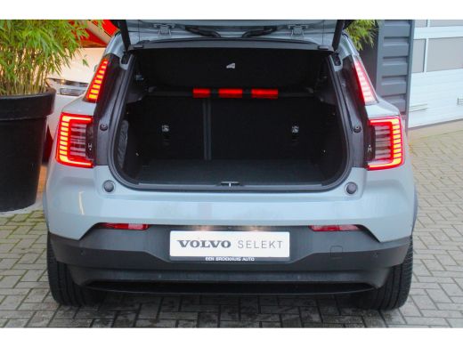 Volvo  EX30 Twin Motor Performance Ultra 428pk 69 kWh | Full Option! | 3,6 sec. 0-100 km/u! | Snelste Volvo o... ActivLease financial lease