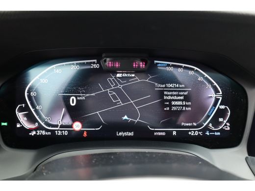 BMW 3-serie 330e High Executive M-Sport Pano / Adaptieve cruise / Laser / Elec stoelen / Trekhaak / Dode hoek / ActivLease financial lease