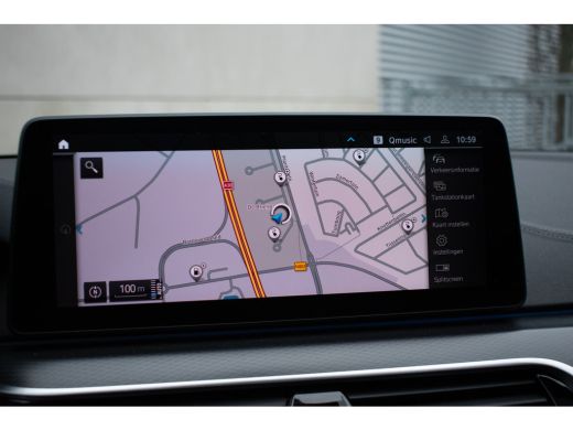 BMW 5 Serie 530e High Executive M-sport PANO ACC Laser-LED Trekhaak Softclose 19" Keyless ActivLease financial lease