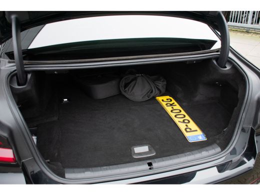 BMW 5 Serie 530e High Executive M-sport PANO ACC Laser-LED Trekhaak Softclose 19" Keyless ActivLease financial lease