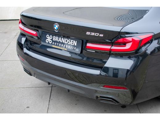 BMW 5 Serie 530e High Executive M-sport PANO ACC Laser-LED Trekhaak Softclose 19" Keyless ActivLease financial lease