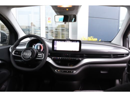 Fiat 500 Fiat Icon 24 kWh | Navigatie | Lichtmetalen velgen 16" | Navigatiesysteem full map ActivLease financial lease