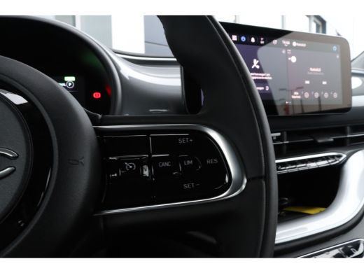 Fiat 500 Fiat Icon 24 kWh | Navigatie | Lichtmetalen velgen 16" | Navigatiesysteem full map ActivLease financial lease
