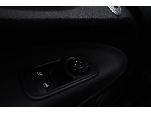 Fiat 500 Fiat Icon 24 kWh | Navigatie | Lichtmetalen velgen 16" | Navigatiesysteem full map ActivLease financial lease