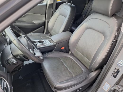 Hyundai KONA EV Premium 64 kWh | Climate control | Lederen bekleding | Navigatiesysteem | Stoelverkoeling/verw... ActivLease financial lease