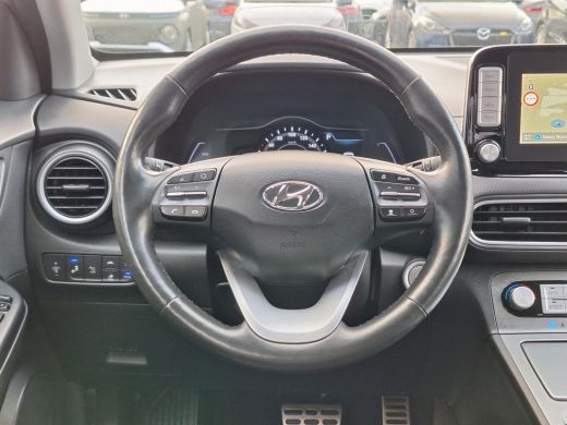Hyundai KONA EV Premium 64 kWh | Climate control | Lederen bekleding | Navigatiesysteem | Stoelverkoeling/verw... ActivLease financial lease