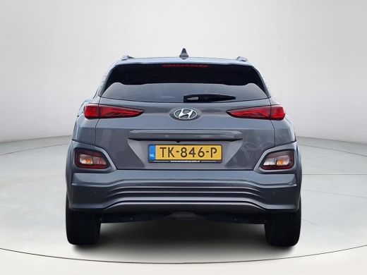 Hyundai KONA EV Premium 64 kWh | Climate control | Lederen bekleding | Navigatiesysteem | Stoelverkoeling/verw... ActivLease financial lease