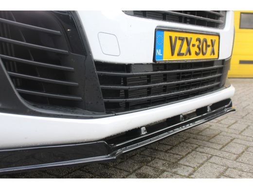 Peugeot Expert Peugeot 2.0 BlueHDI 145 S&S L2 | Automaat | Black edition | Camera | Sidebars | ActivLease financial lease