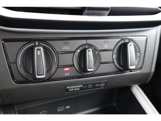 Seat Ibiza !!! Private Lease nu voor slechts €349 p/m !!! Style Plus | Automatisch dimmende binnenspiegel | ... ActivLease financial lease