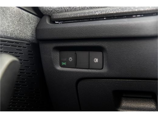 Skoda Octavia Hatchback ŠKODA | Achteruitrijcamera | Chromen grille | Cruise control met speedlimiter ActivLease financial lease