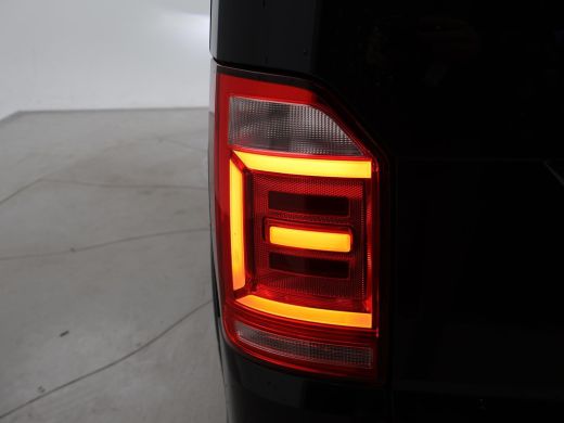 Volkswagen Transporter 2.0 TDI 204 PK DSG L2H1 DUBBEL CABINE HIGHLINE + 2 SCHUIFDEUREN | LED | 18 INCH | ADAPTIVE CRUISE ActivLease financial lease