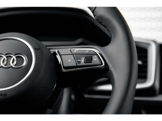 Audi A1 Sportback 25 TFSI Pro Line ActivLease financial lease
