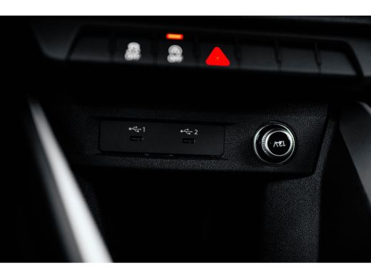 Audi A1 Sportback 25 TFSI Pro Line ActivLease financial lease