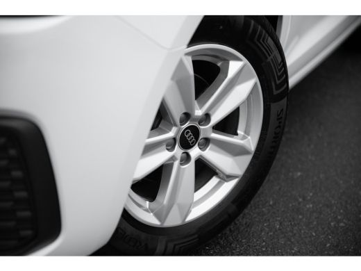 Audi A1 Sportback 25 TFSI Pro Line ActivLease financial lease