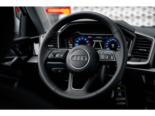 Audi A1 Sportback 25 TFSI Pro Line ActivLease financial lease