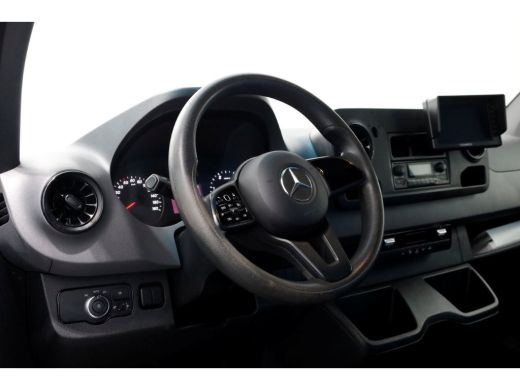 Mercedes Sprinter 311 CDI 7G Automaat RWD Bakwagen met achterdeuren Airco 03-2021 ActivLease financial lease