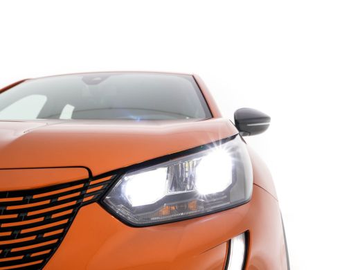Peugeot e-2008 EV Active Pack 50 kWh [ 3-Fase ] (INCL-BTW) *FULL-LED | CARPLAY | MICROFIBRE-COMFORT-SEATS | CCS-... ActivLease financial lease