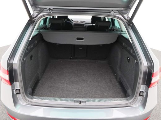 Skoda Superb Combi 1.5 TSi 150 Pk Automaat Business Edition Plus | Cruise | Elek. Achterklep | Stoel Verw. | C... ActivLease financial lease