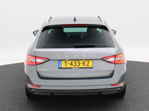 Skoda Superb Combi 1.5 TSi 150 Pk Automaat Business Edition Plus | Cruise | Elek. Achterklep | Stoel Verw. | C... ActivLease financial lease
