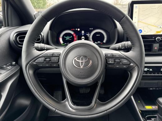 Toyota Yaris 1.5 Hybrid 130 Executive | Navigatie | Apple CarPlay/Android auto | Achteruitrijcamera ActivLease financial lease
