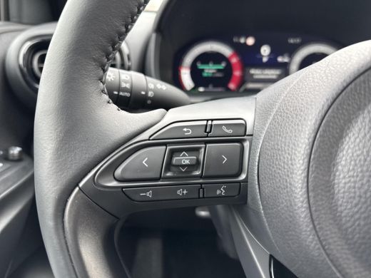 Toyota Yaris 1.5 Hybrid 130 Executive | Navigatie | Apple CarPlay/Android auto | Achteruitrijcamera ActivLease financial lease