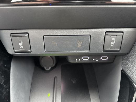 Toyota Yaris 1.5 Hybrid 130 Executive | Navigatie | Apple CarPlay/Android auto | Achteruitrijcamera ActivLease financial lease