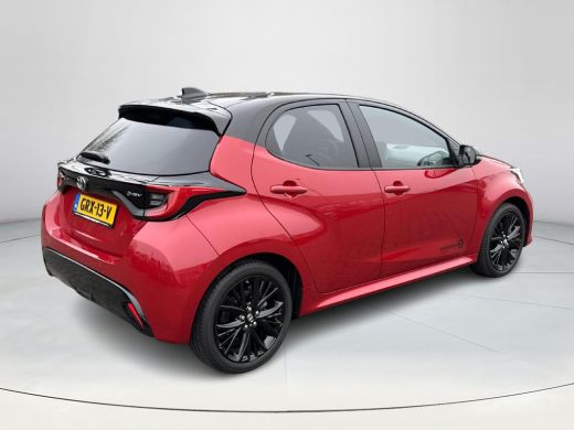 Toyota Yaris 1.5 Hybrid 130 Executive | Navigatie | Apple CarPlay/Android auto | Achteruitrijcamera ActivLease financial lease