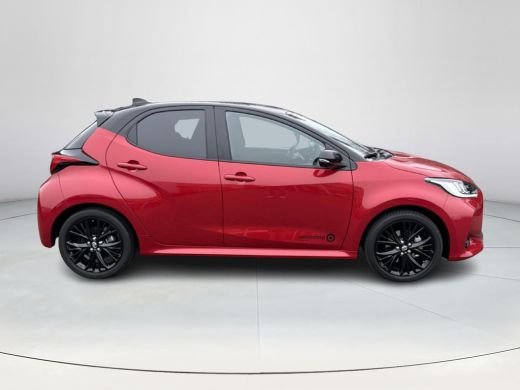 Toyota Yaris 1.5 Hybrid 130 Executive | Navigatie | Apple CarPlay/Android auto | Achteruitrijcamera ActivLease financial lease