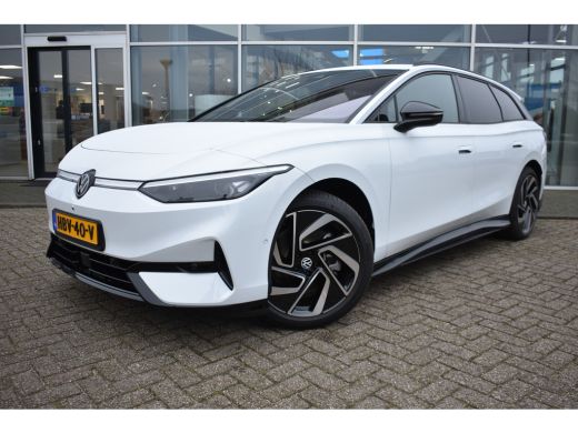 Volkswagen ID.7 Tourer Volkswagen 77kWh 286PK Pro Business | TREKHAAK | NAVIGATIE | 20 INCH Volkswagen ID.7 Tourer Volkswagen 77kWh 286PK Pro Business | TREKHAAK | NAVIGATIE | 20 INCH