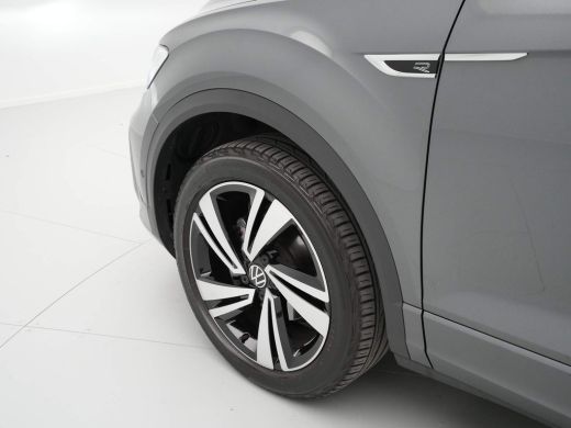 Volkswagen T-Roc 1.5 TSI 150pk DSG R-Line Private Lease 598,- pm obv 10.000km/48mnd 263 ActivLease financial lease