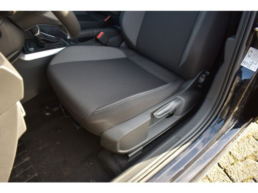 Volkswagen Taigo Volkswagen 1.0 TSI Life Edition Automaat | Zijruiten achter en achterruit getint 65% lichtabsorbe... ActivLease financial lease