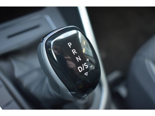 Volkswagen Taigo Volkswagen 1.0 TSI Life Edition Automaat | Zijruiten achter en achterruit getint 65% lichtabsorbe... ActivLease financial lease