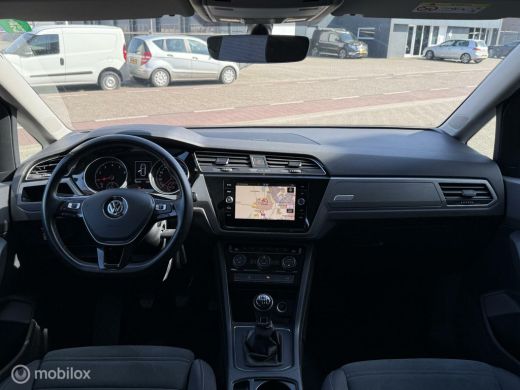 Volkswagen Touran 1.0 TSI Comfortline Business ActivLease financial lease