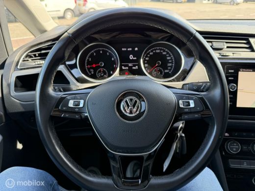 Volkswagen Touran 1.0 TSI Comfortline Business ActivLease financial lease