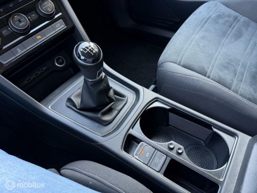 Volkswagen Touran 1.0 TSI Comfortline Business ActivLease financial lease