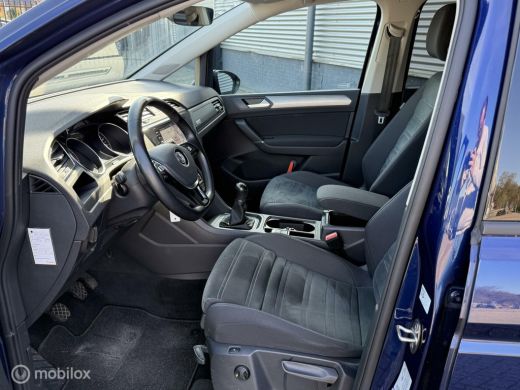 Volkswagen Touran 1.0 TSI Comfortline Business ActivLease financial lease