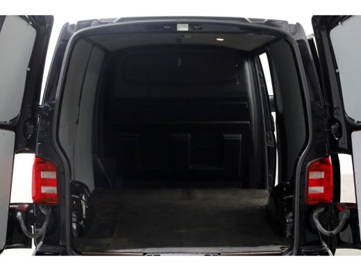 Volkswagen Transporter T6 2.0 TDI 150pk E6 Lang DSG-Automaat Highline LED/ACC/Camera 01-2018 ActivLease financial lease