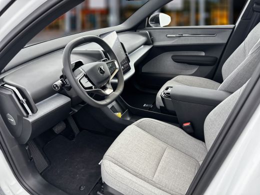 Volvo  EX30 Single Motor Extended Range Ultra | Mist wool blend bekleding | Stoel/stuurverwarming | Getint gl... ActivLease financial lease