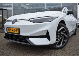 Volkswagen ID.7 Tourer Volkswagen 77kWh 286PK Pro Business | TREKHAAK | NAVIGATIE | 20 INCH
