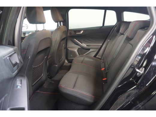 Ford FOCUS Wagon Wagon 1.0 EcoBoost Hybrid ST Line X | Winterpack | Carplay | Panoramadak | Camera | 18 inch | Win... ActivLease financial lease