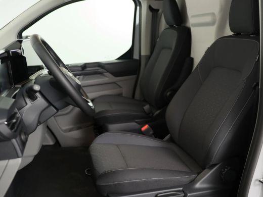 Ford Transit Custom Ford 320 2.0 136 pk Automaat TDCI L2H1 Limited | € 5.453,- Voorraad Voordeel | Driver Assistance ... ActivLease financial lease