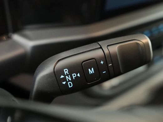 Ford Transit Custom Ford 320 2.0 136 pk Automaat TDCI L2H1 Limited | € 5.453,- Voorraad Voordeel | Driver Assistance ... ActivLease financial lease