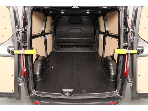 Ford Transit Custom 320 2.0 TDCI L2H1 Sport | Automaat | Navi By App | Camera | Stoelverwarming | Voorruitverwarming ... ActivLease financial lease