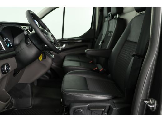 Ford Transit Custom 320 2.0 TDCI L2H1 Sport | Automaat | Navi By App | Camera | Stoelverwarming | Voorruitverwarming ... ActivLease financial lease