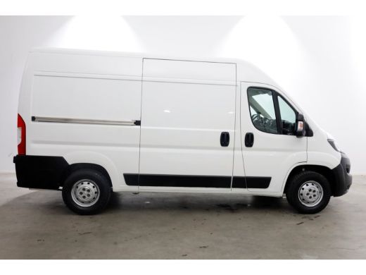 Peugeot Boxer 2.2 BlueHDi 120pk L2H2 Premium Airco/Navi/2x Schuifdeur 04-2021 ActivLease financial lease