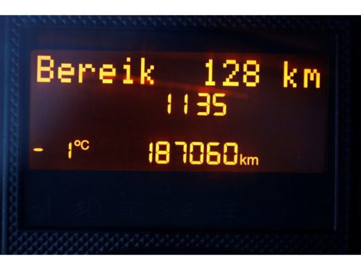Peugeot Boxer 2.2 BlueHDi 120pk L2H2 Premium Airco/Navi/2x Schuifdeur 04-2021 ActivLease financial lease