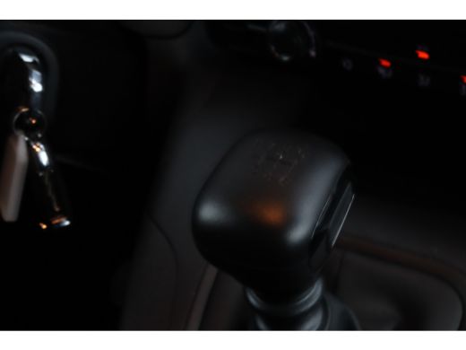 Peugeot Partner 1.5 BlueHDi 100 S&S L1 | Cruise Control | Camera | Navi | Carplay | Sensoren | Airco | ActivLease financial lease