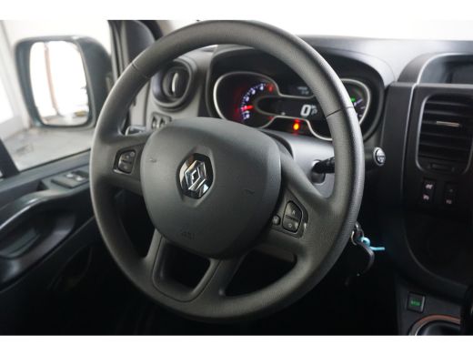 Renault Trafic 2.0 dCi 145 T29 L2H1 DC Comfort Automaat | 1e Eigenaar! | LED | Navigatie | Trekhaak | Airco | Pa... ActivLease financial lease